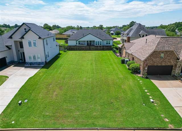 Property at 98 Camden Hills Dr, Montgomery, TX 77356