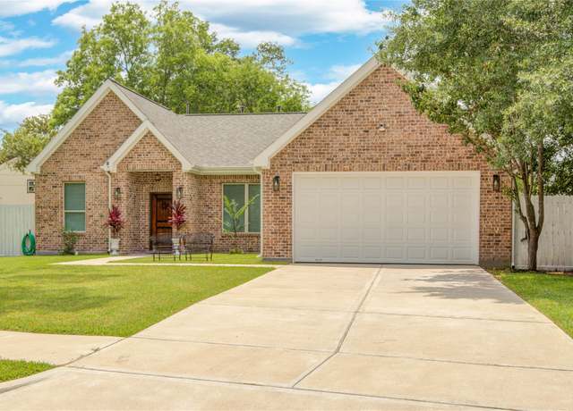 Property at 11707 Barwood Bend Dr, Houston, TX 77065, 3 beds, 2 baths