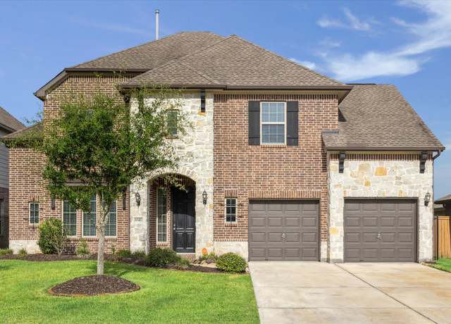 Property at 10411 Sill Prairie Dr, Rosharon, TX 77583, 4 beds, 3.5 baths