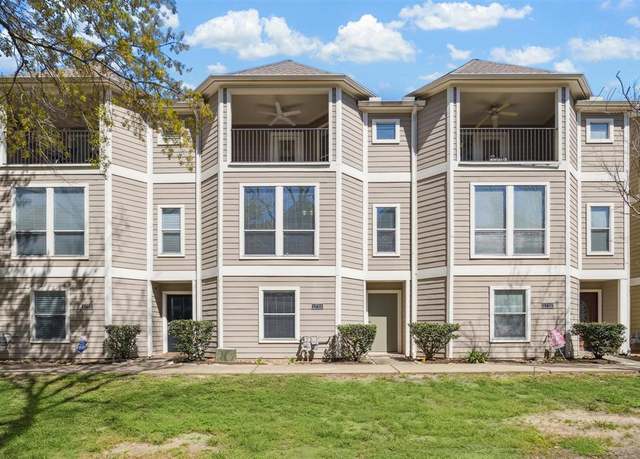 Property at 1730 Bevis St, Houston, TX 77008, 2 beds, 2 baths