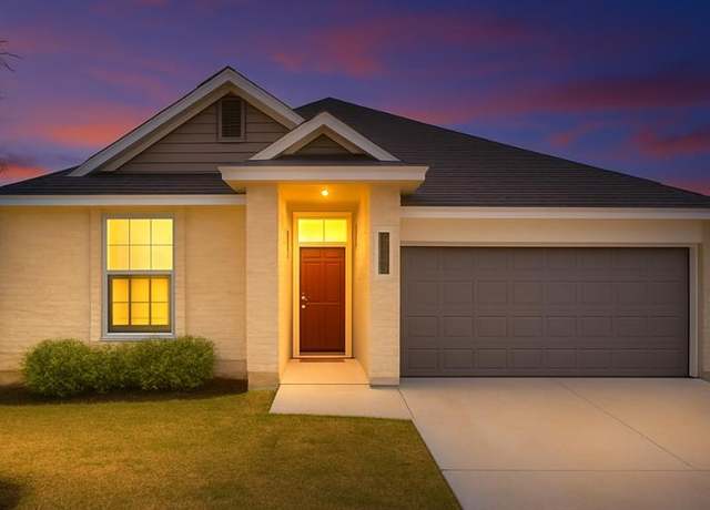 Property at 915 Acorn Trail Pl, Tomball, TX 77375, 3 beds, 2 baths