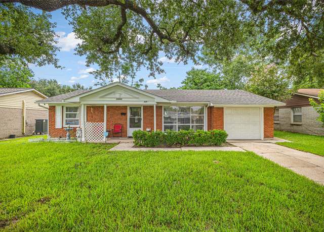 Property at 10434 Hinds St, Houston, TX 77034, 3 beds, 1 bath