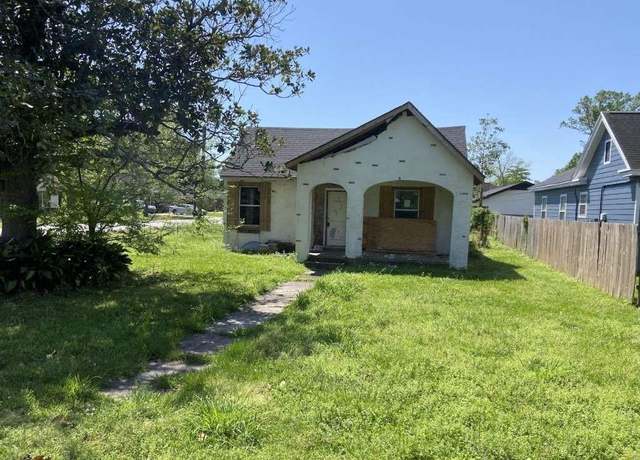Property at 603 Highland Dr, Beaumont, TX 77705, 3 beds, 1 bath