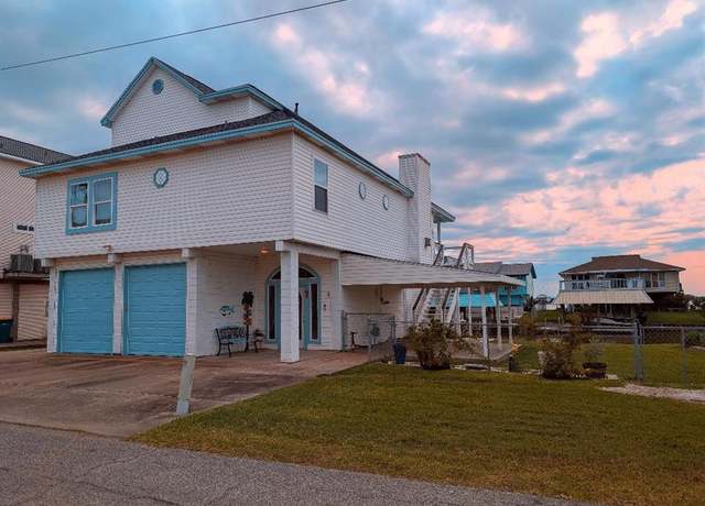 Property at 7 N Flamingo St, La Marque, TX 77568, 3 beds, 2.5 baths