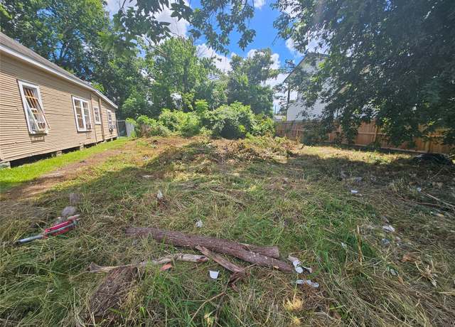 Property at 2711 Alabama St, Houston, TX 77004