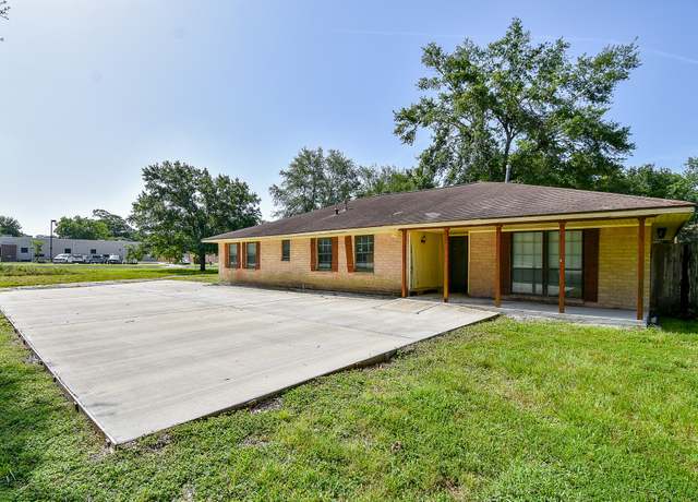 Property at 13231 Cypress North Houston Rd, Cypress, TX 77429, 5 beds, 3 baths
