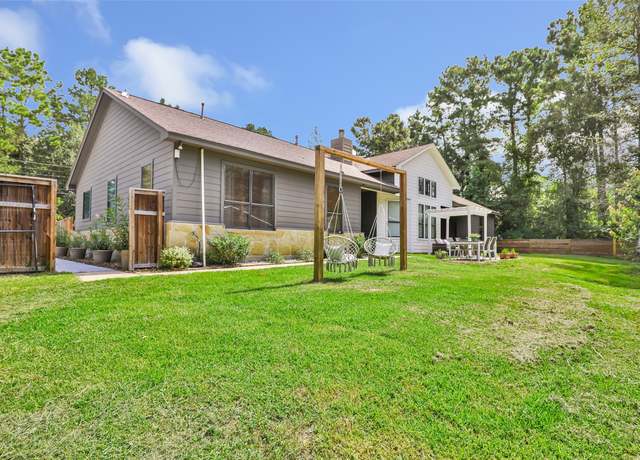 Property at 29803 Parker Rd, Magnolia, TX 77354, 3 beds, 3 baths