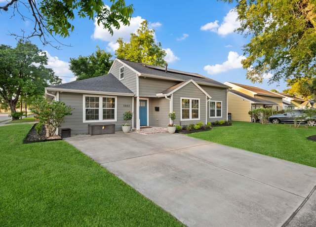 Property at 3803 Zephyr St, Houston, TX 77021, 4 beds, 3 baths