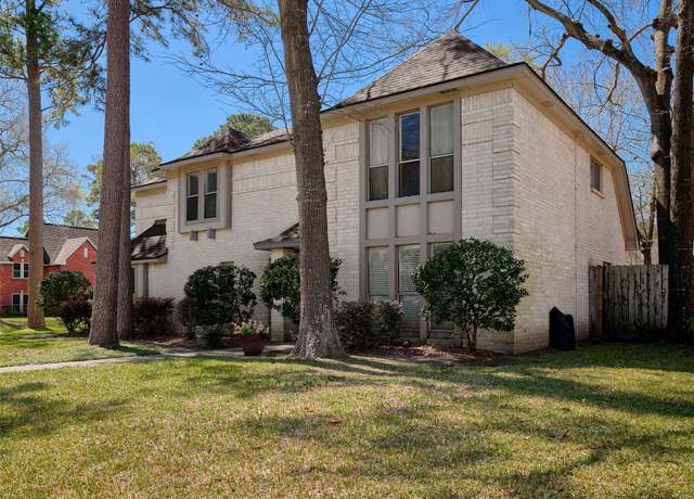 Property at 18303 Aldermoor Dr, Spring, TX 77388, 4 beds, 2.5 baths