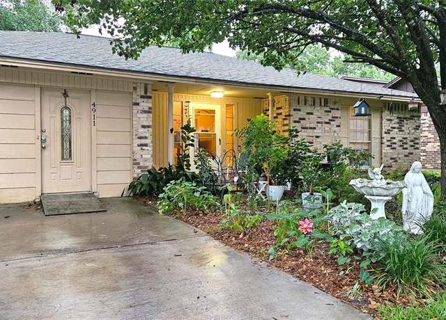 Property at 4911 Fox Hollow Blvd, Spring, TX 77389, 3 beds, 2 baths