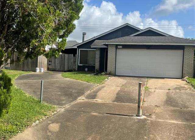 Property at 3018 Brookston St, Houston, TX 77045, 3 beds, 2 baths
