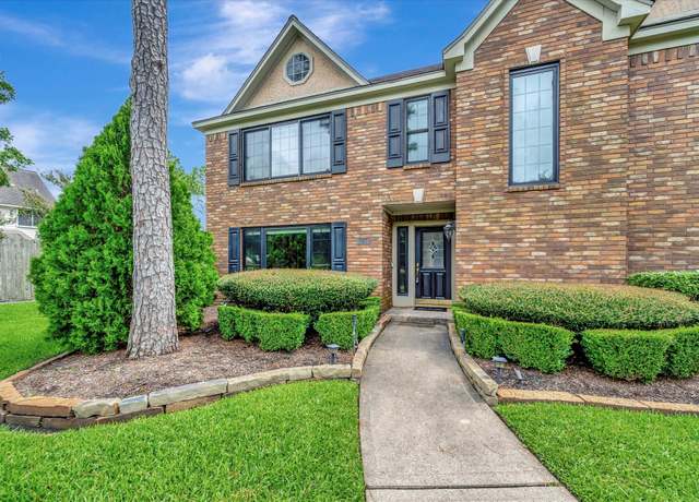 Property at 15514 Bay Forest Dr, Houston, TX 77062, 4 beds, 2.5 baths