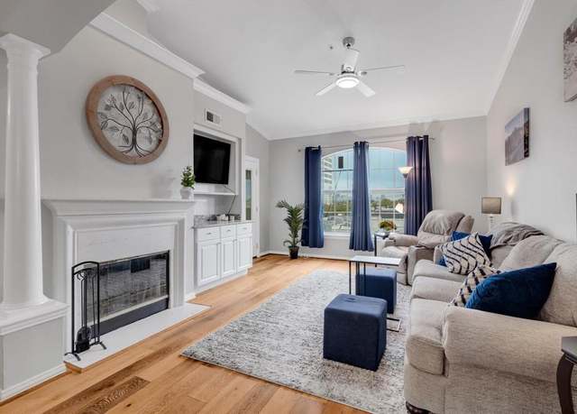 Property at 2111 Welch St Unit A328, Houston, TX 77019, 2 beds, 2 baths