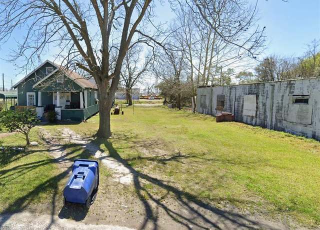 Property at 421 1st Ave N, Texas City, TX 77590