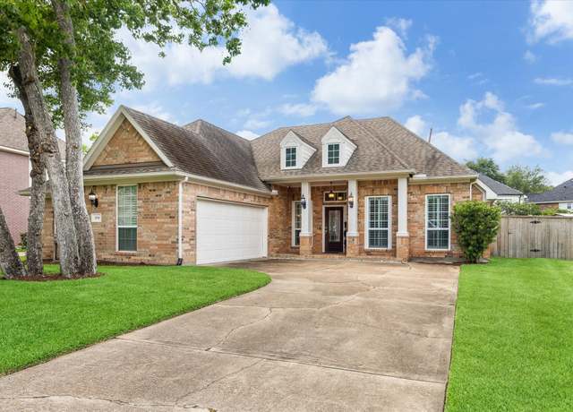 Property at 1519 Brookstone Ln, Sugar Land, TX 77479, 4 beds, 2.5 baths