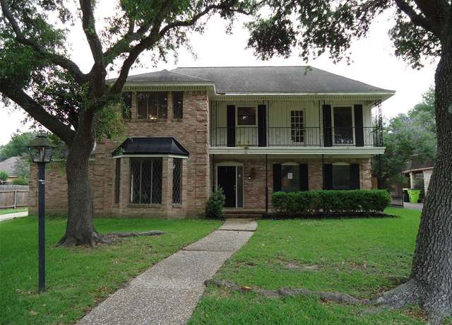 Property at 3823 Kiamesha Dr, Missouri City, TX 77459, 4 beds, 2.5 baths