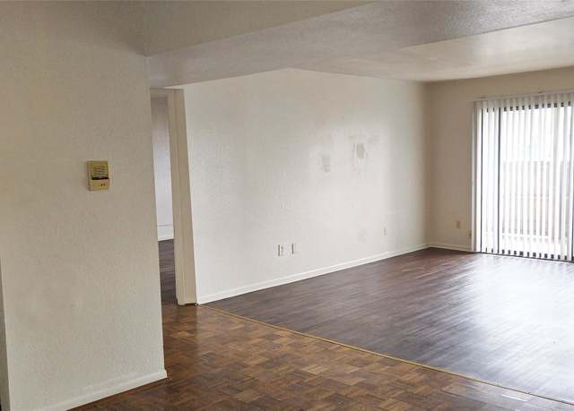 Property at 8529 Hearth Dr #34, Houston, TX 77054, 3 beds, 2 baths