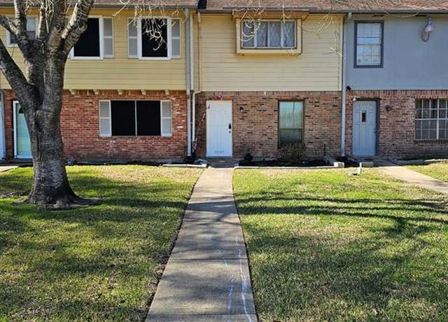 Property at 12187 Sharpview Dr, Houston, TX 77072, 2 beds, 1.5 baths