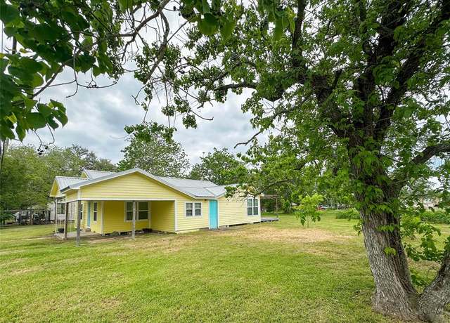 Property at 3756 Highway 90, Glidden, TX 78943, 3 beds, 2 baths