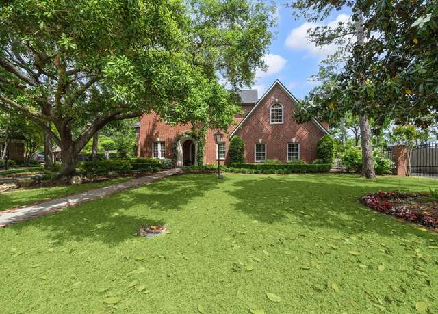 Property at 3 Our Lane Place Pl, Houston, TX 77024, 6 beds, 6.5 baths