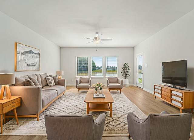 Property at 18335 Landing Meadows Ln, New Caney, TX 77357, 4 beds, 2.5 baths