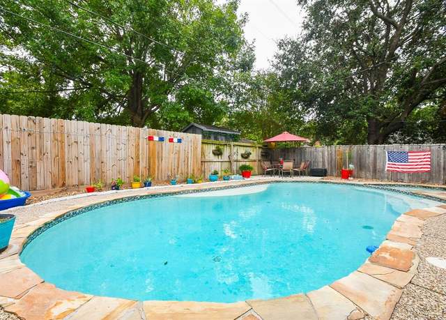 Property at 10323 Pine Pass Dr, Houston, TX 77070, 3 beds, 2 baths