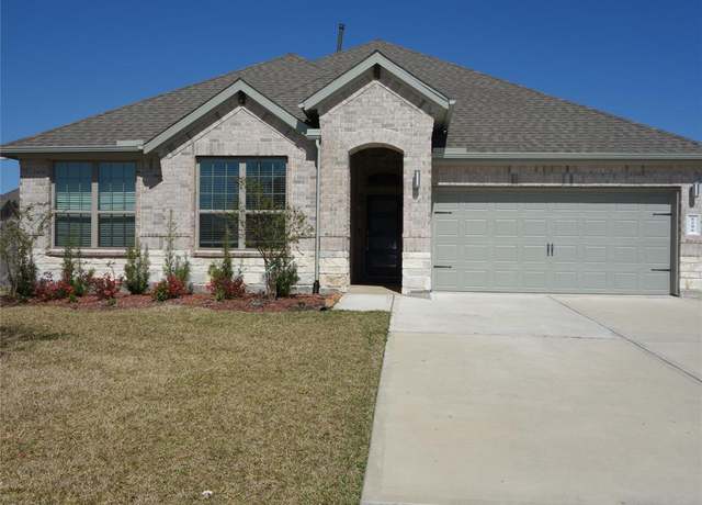 Property at 6206 Maple Ct, League City, TX 77573, 4 beds, 2.5 baths
