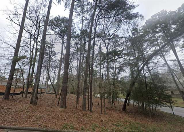 Property at 1889 Rollingwood Dr, Huntsville, TX 77340