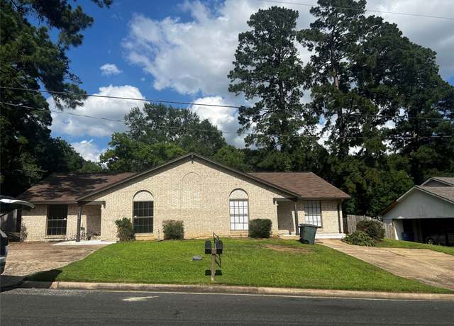 Property at 601 Hickory St Unit B, Huntsville, TX 77320, 3 beds, 2 baths