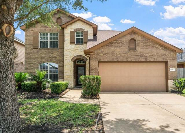 Property at 12922 Northpointe Bend Dr, Tomball, TX 77377, 4 beds, 2.5 baths