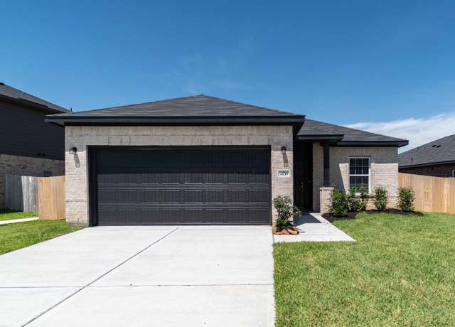 Property at 14119 Gingko Ct, Crosby, TX 77532, 4 beds, 2 baths