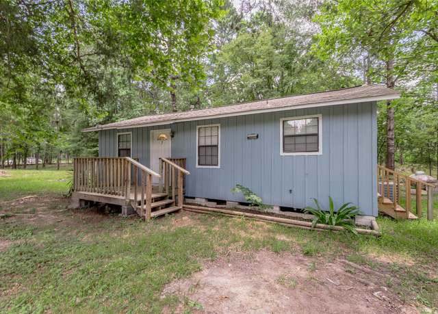 Property at 7A Hickory Ln, Huntsville, TX 77340, 2 beds, 1 bath