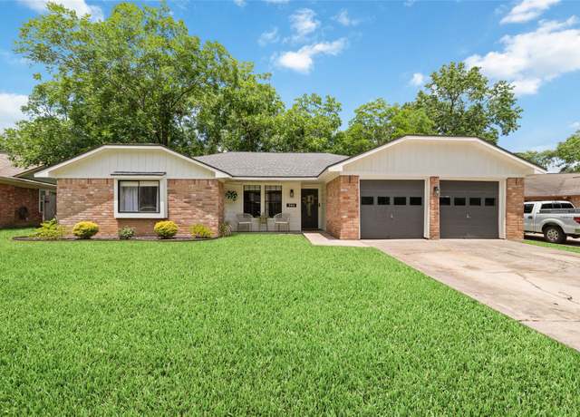 Property at 504 Barbara Ln, Conroe, TX 77301, 4 beds, 2 baths