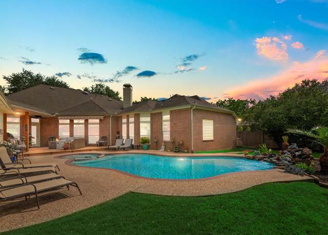 Property at 9614 Oconnor Ln, Missouri City, TX 77459, 4 beds, 3 baths