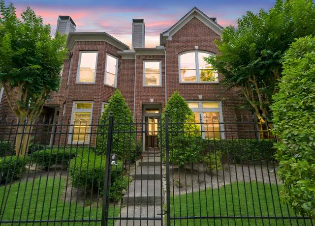 Property at 2909 W Dallas St, Houston, TX 77019, 2 beds, 2.5 baths