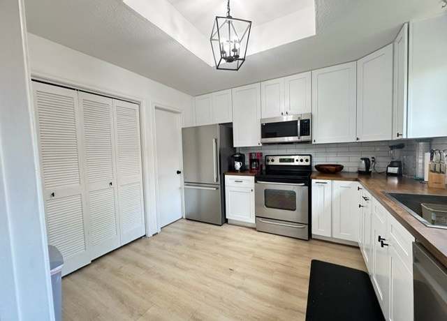 Property at 11711 Memorial Dr #251, Houston, TX 77024, 2 beds, 2.5 baths