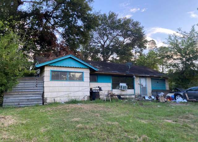 Property at 5954 Belneath St, Houston, TX 77033, 3 beds, 1 bath