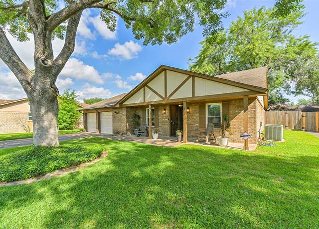 Property at 517 Strey Ct, Deer Park, TX 77536, 3 beds, 2 baths