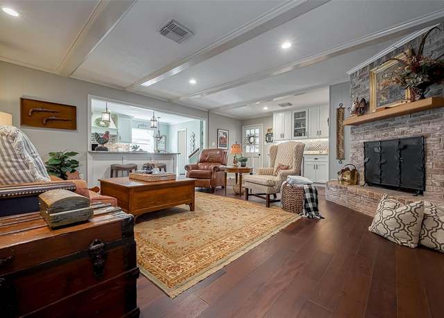 Property at 819 Pinesap Dr, Houston, TX 77079, 5 beds, 3.5 baths