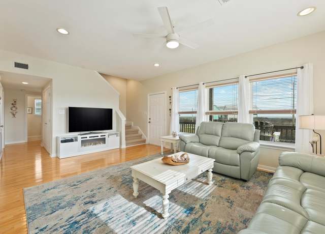 Property at 4018 Mendocino Dr, Galveston, TX 77554, 3 beds, 2 baths