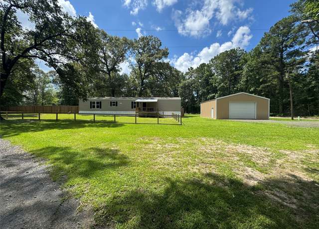 Property at 190 County Road 060, Jasper, TX 75951, 3 beds, 2 baths