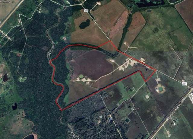 Property at 381 Cr-171, Danbury, TX 77534