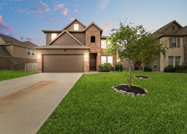 Property at 2707 Golden Hills Ct, Fresno, TX 77545, 4 beds, 2.5 baths