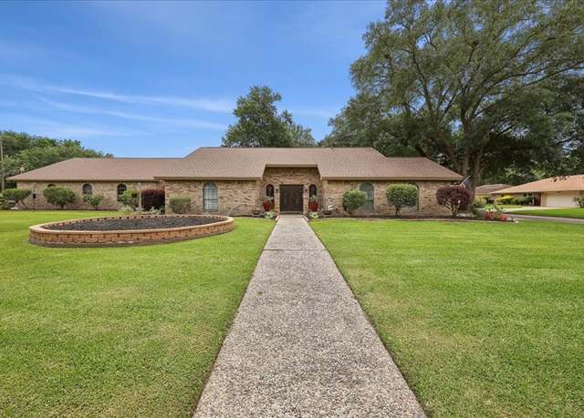 Property at 16 Pin Oak, Orange, TX 77630, 3 beds, 2 baths