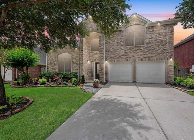 Property at 5410 Bur Oak Dr, Pasadena, TX 77505, 4 beds, 2.5 baths