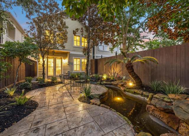 Property at 636 E 6th 1/2 St, Houston, TX 77007, 3 beds, 2.5 baths