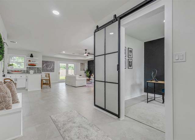 Property at 5226 Sanford Rd, Houston, TX 77035, 3 beds, 2 baths
