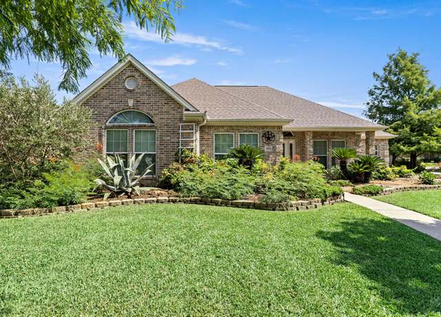 Property at 8010 Village Dr, Beaumont, TX 77713, 4 beds, 2.5 baths