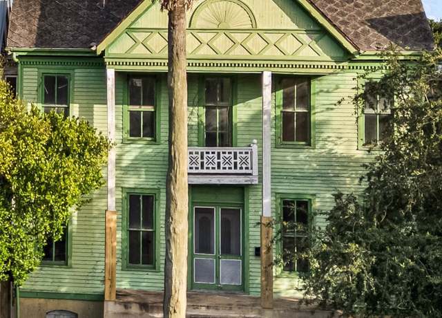 Property at 1815 Broadway St, Galveston, TX 77550, 5 beds, 2 baths
