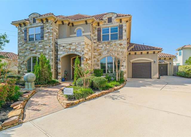 Property at 13706 Harrison Hill Ct, Houston, TX 77077, 5 beds, 5.5 baths